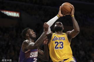 他总能在关 他总能在关